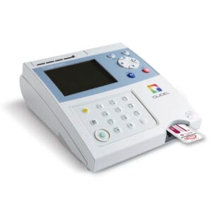 Equipo point of care Quidelortho TRIAGE Meter Pro